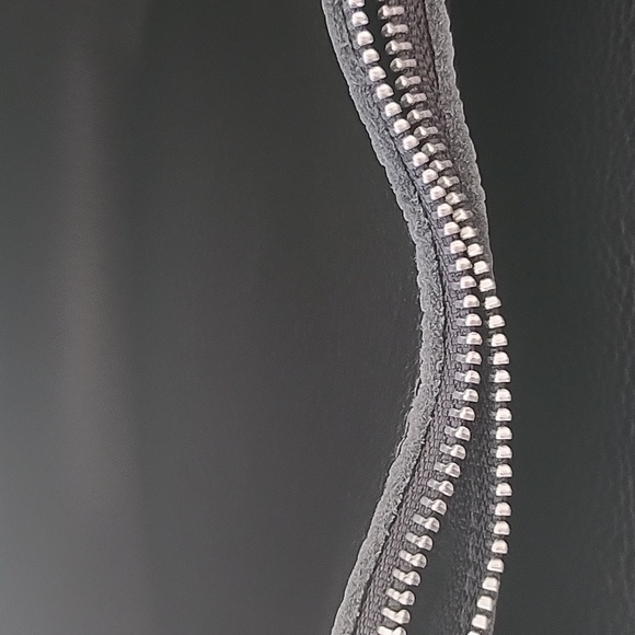 Ian James Handmade Leather Bag - Picture 6 of 8